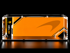 McLaren MCL38 — Vitrine